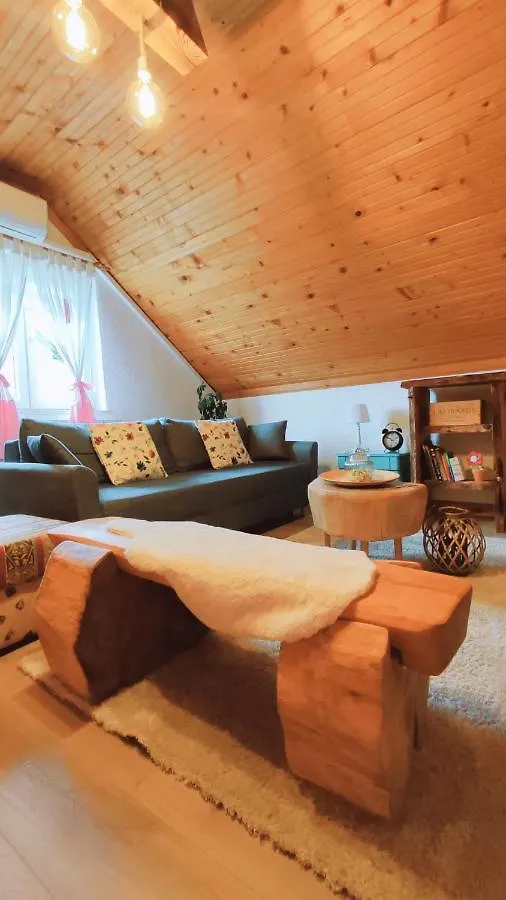 Villa Kuca Za Odmor Delak Fužine Casa vacanze